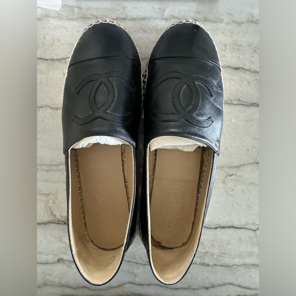 CHANEL Lambskin CC Espadrilles flats